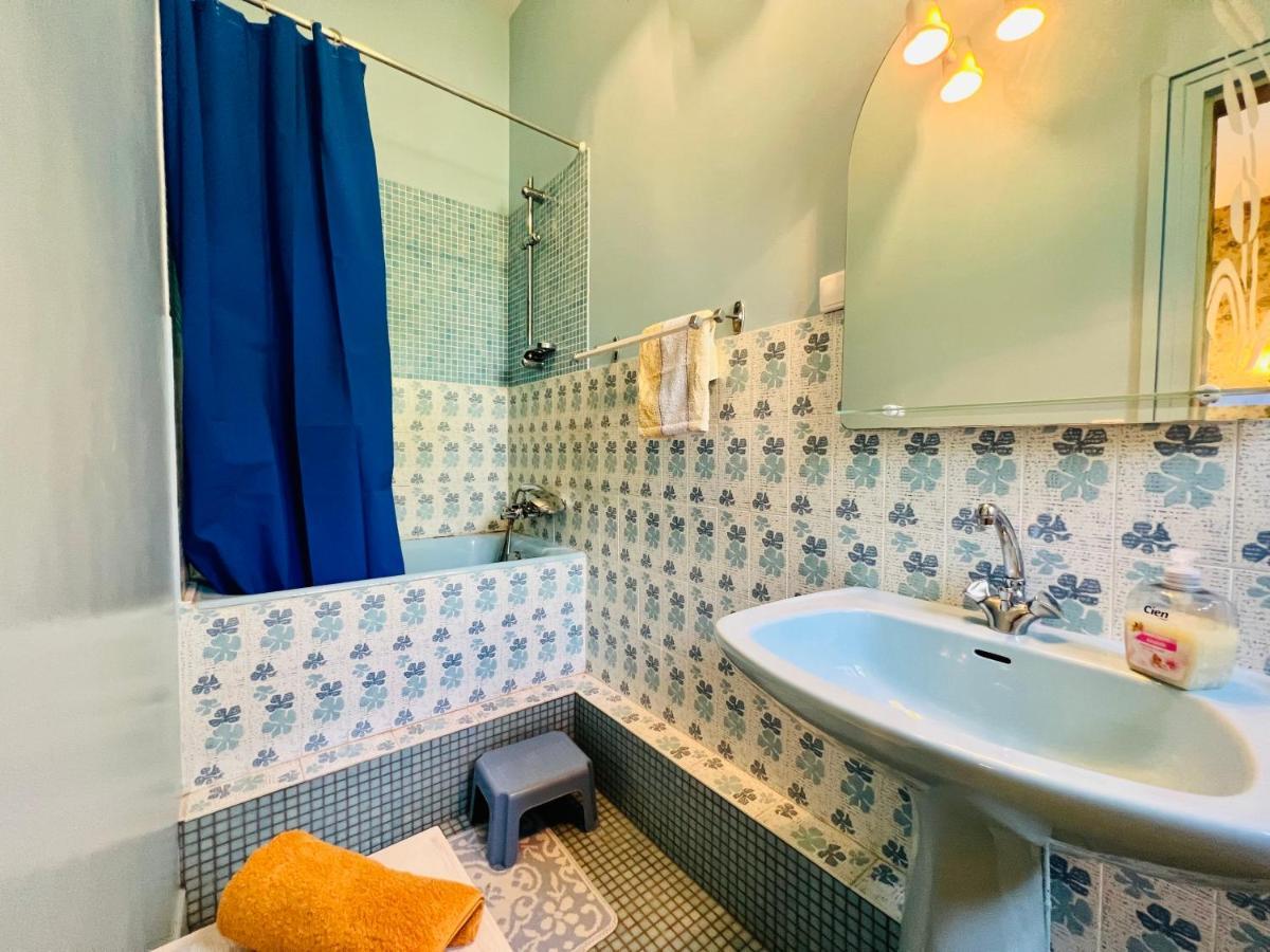 Maison Lomprere Fichous-Riumayou ภายนอก รูปภาพ